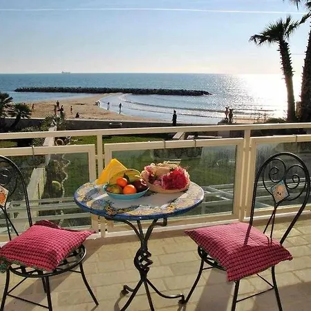 Villa Venus On The Beach Formia