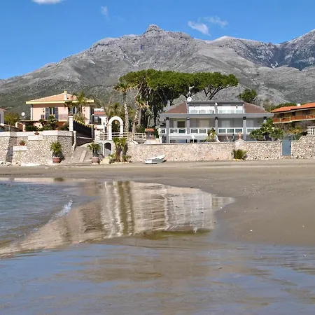 Venus On The Beach * Formia